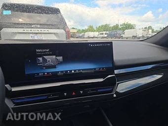 2026 BMW 5 Series Sedan 530i xDrive - miniatura 11