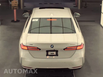 2026 BMW 5 Series Sedan 530i xDrive - miniatura 6