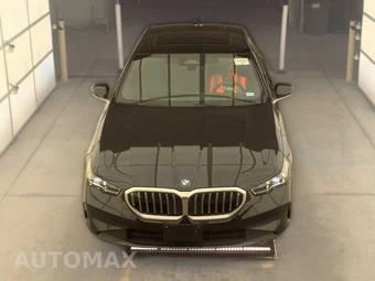 2026 BMW 5 Series Sedan 530i xDrive - miniatura 2