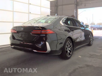 2026 BMW 5 Series Sedan 530i xDrive - miniatura 5