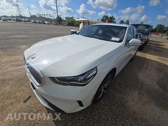 2026 BMW 5 Series Sedan 530i xDrive