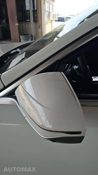 2026 BMW 5 Series Sedan 530i xDrive - miniatura 20