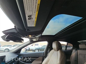 2026 BMW 5 Series Sedan 530i xDrive - miniatura 14