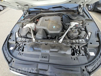 2026 BMW 5 Series Sedan 530i xDrive - miniatura 16
