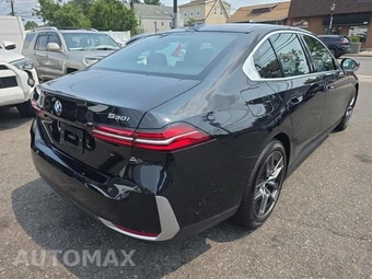 2026 BMW 5 Series Sedan 530i xDrive - miniatura 4