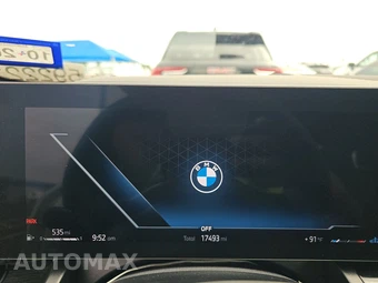 2026 BMW 5 Series Sedan 530i xDrive - miniatura 12