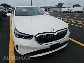 2026 BMW 5 Series Sedan 530i xDrive - miniatura 2