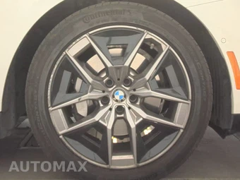 2026 BMW 5 Series Sedan 530i xDrive - miniatura 10