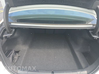 2026 BMW 5 Series Sedan 530i xDrive - miniatura 23