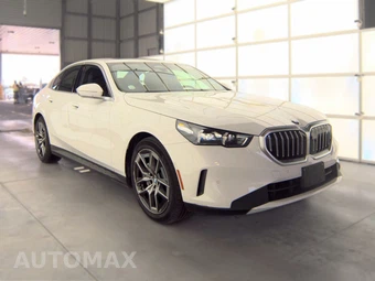 2026 BMW 5 Series Sedan 530i xDrive - miniatura 4