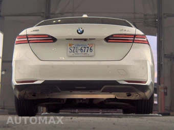 2026 BMW 5 Series Sedan 530i xDrive - miniatura 7
