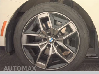 2026 BMW 5 Series Sedan 530i xDrive - miniatura 9