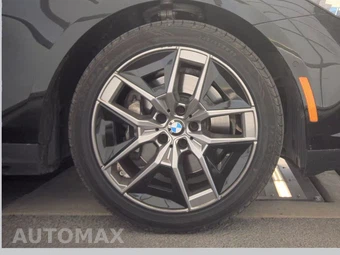 2026 BMW 5 Series Sedan 530i xDrive - miniatura 10