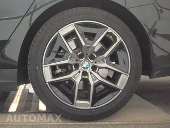 2026 BMW 5 Series Sedan 530i xDrive - miniatura 12