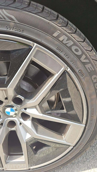 2026 BMW 5 Series Sedan 530i xDrive - miniatura 25