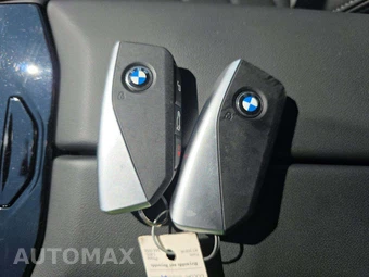 2026 BMW 5 Series Sedan 530i xDrive - miniatura 8