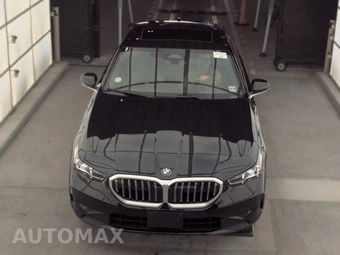 2026 BMW 5 Series Sedan 530i xDrive - miniatura 2