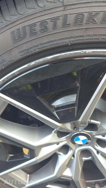 2026 BMW 5 Series Sedan 530i xDrive - miniatura 25