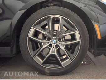 2026 BMW 5 Series Sedan 530i xDrive - miniatura 10