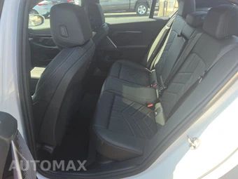 2026 BMW 5 Series Sedan 530i xDrive - miniatura 19