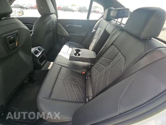2026 BMW 5 Series Sedan 530i xDrive - miniatura 13