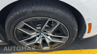 2026 BMW 5 Series Sedan 530i xDrive - miniatura 21