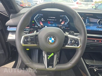 2026 BMW 5 Series Sedan 540i xDrive M SPORT LINE - miniatura 10