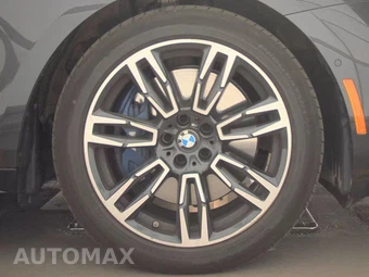 2026 BMW 5 Series Sedan 540i xDrive M SPORT LINE - miniatura 10