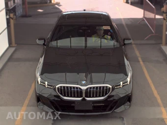 2026 BMW 5 Series Sedan 540i xDrive M SPORT LINE - miniatura 2