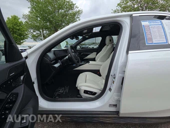 2026 BMW 5 Series Sedan 540i xDrive - miniatura 3