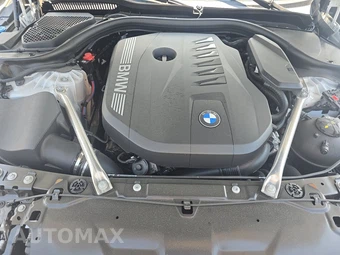 2026 BMW 5 Series Sedan 540i xDrive - miniatura 16