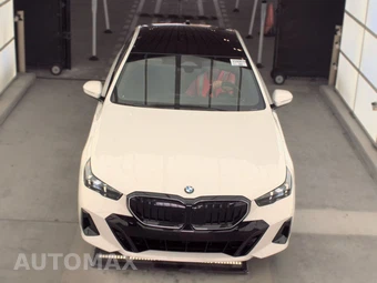 2026 BMW 5 Series Sedan 540i xDrive - miniatura 2