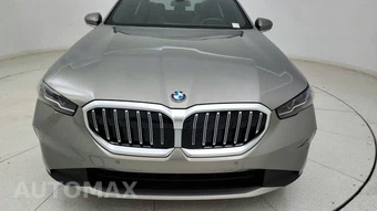 2026 BMW 5 Series Sedan 540i xDrive - miniatura 20