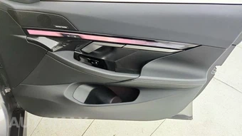 2026 BMW 5 Series Sedan 540i xDrive - miniatura 38