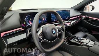 2026 BMW 5 Series Sedan 540i xDrive - miniatura 47
