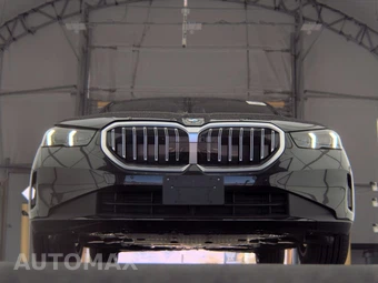 2026 BMW 5 Series Sedan 540i xDrive - miniatura 3