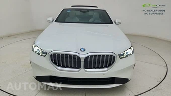 2026 BMW 5 Series Sedan 540i xDrive - miniatura 2