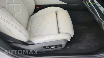2026 BMW 5 Series Sedan 540i xDrive - miniatura 24