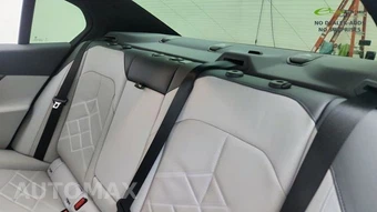 2026 BMW 5 Series Sedan 540i xDrive - miniatura 31