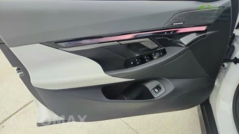 2026 BMW 5 Series Sedan 540i xDrive - miniatura 36