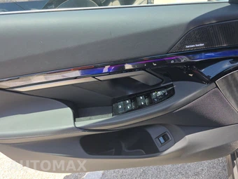 2026 BMW 5 Series Sedan 540i xDrive - miniatura 15
