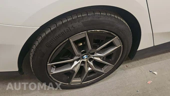 2026 BMW 5 Series Sedan 540i xDrive - miniatura 27