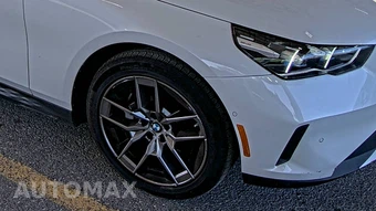 2026 BMW 5 Series Sedan 540i xDrive - miniatura 8