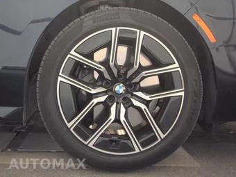 2026 BMW 7 Series 740i – miniatura 10