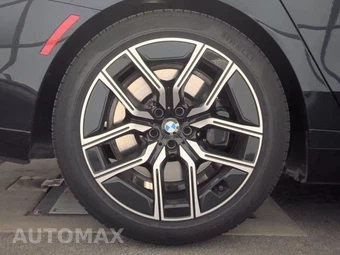 2026 BMW 7 Series 740i – miniatura 11