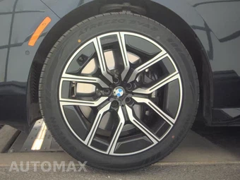 2026 BMW 7 Series 740i – miniatura 9