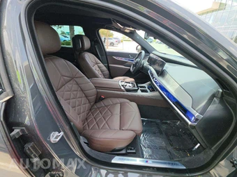 2026 BMW 7 Series 740i - miniatura 18