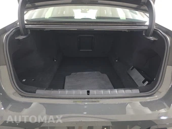 2026 BMW 7 Series 740i – miniatura 16