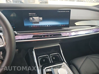 2026 BMW 7 Series 740i – miniatura 11