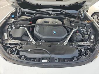2026 BMW 7 Series 740i – miniatura 16